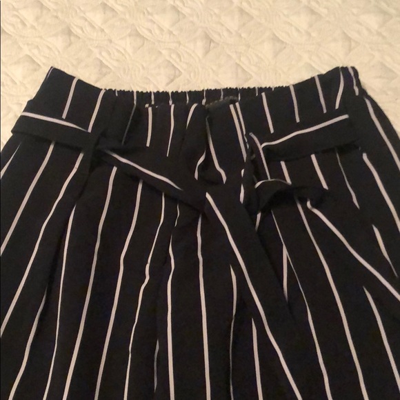 Black striped pants - Picture 2 of 2